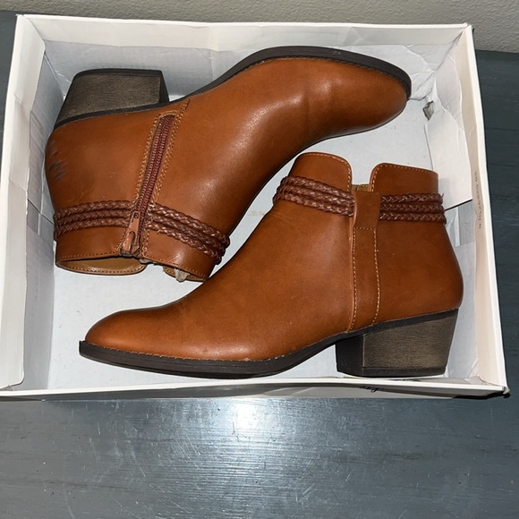 Style & Co. Womens Fellicity Faux Leather Ankle Brown Cognac Booties sz 7.5 EUC - Picture 12 of 14